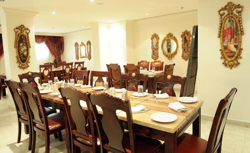Cayam Hotel Доха Екстериор снимка